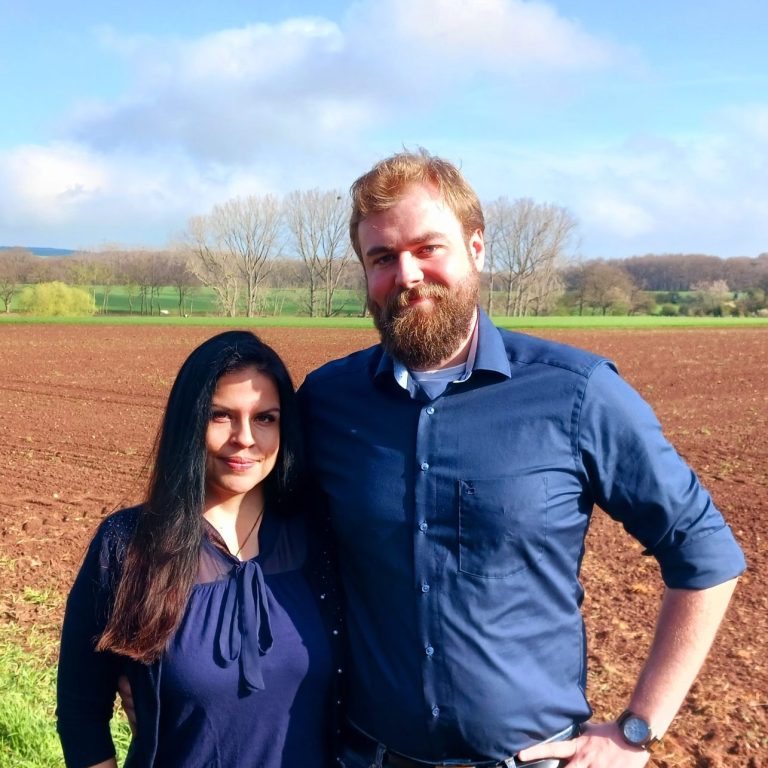 Nina Schulz und Dennis Maubach, Geschäftsführer und Ihr Kontakt für die Erfüllung der Pflichten zur Erweiterten Herstellerverantwortung