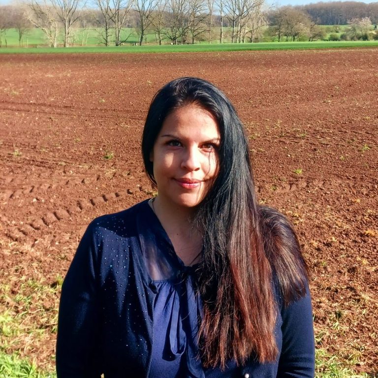 Nina Hamacher, Geschäftsführerin und Ihr Kontakt für die Erfüllung der Pflichten zur Erweiterten Herstellerverantwortung